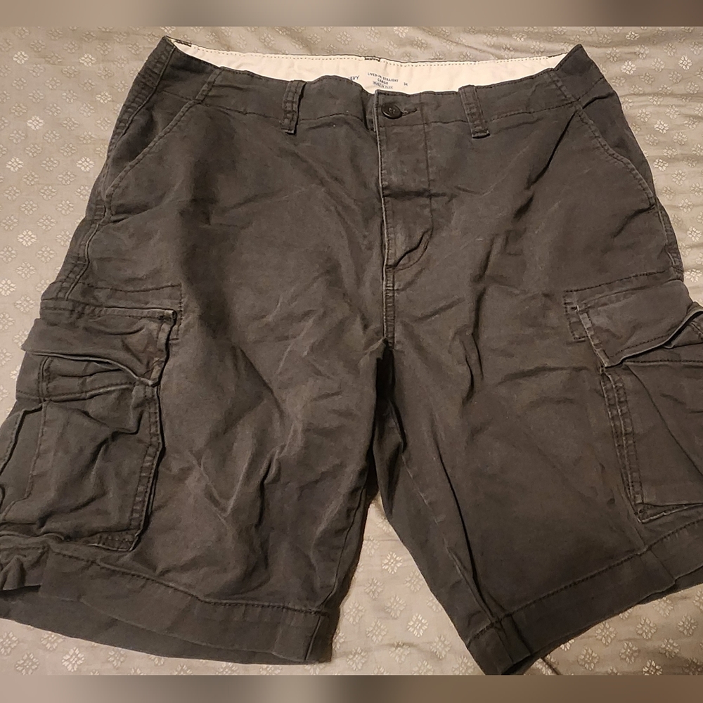2 pair men's size 34 shorts